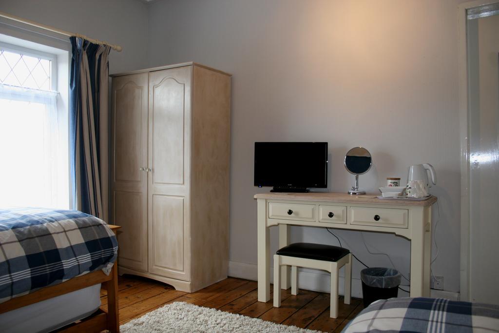 Mere Cottage B & B Alsager Zimmer foto