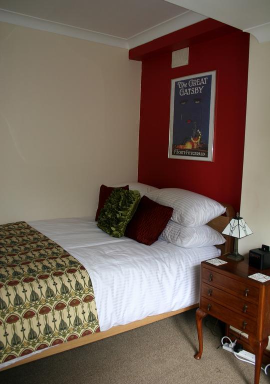 Mere Cottage B & B Alsager Zimmer foto
