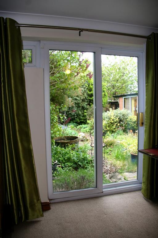 Mere Cottage B & B Alsager Zimmer foto