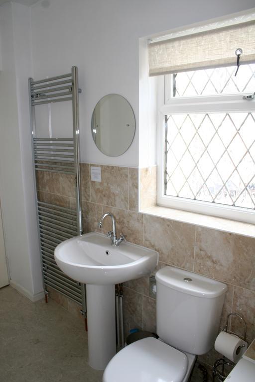 Mere Cottage B & B Alsager Zimmer foto