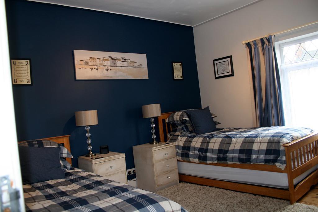 Mere Cottage B & B Alsager Zimmer foto